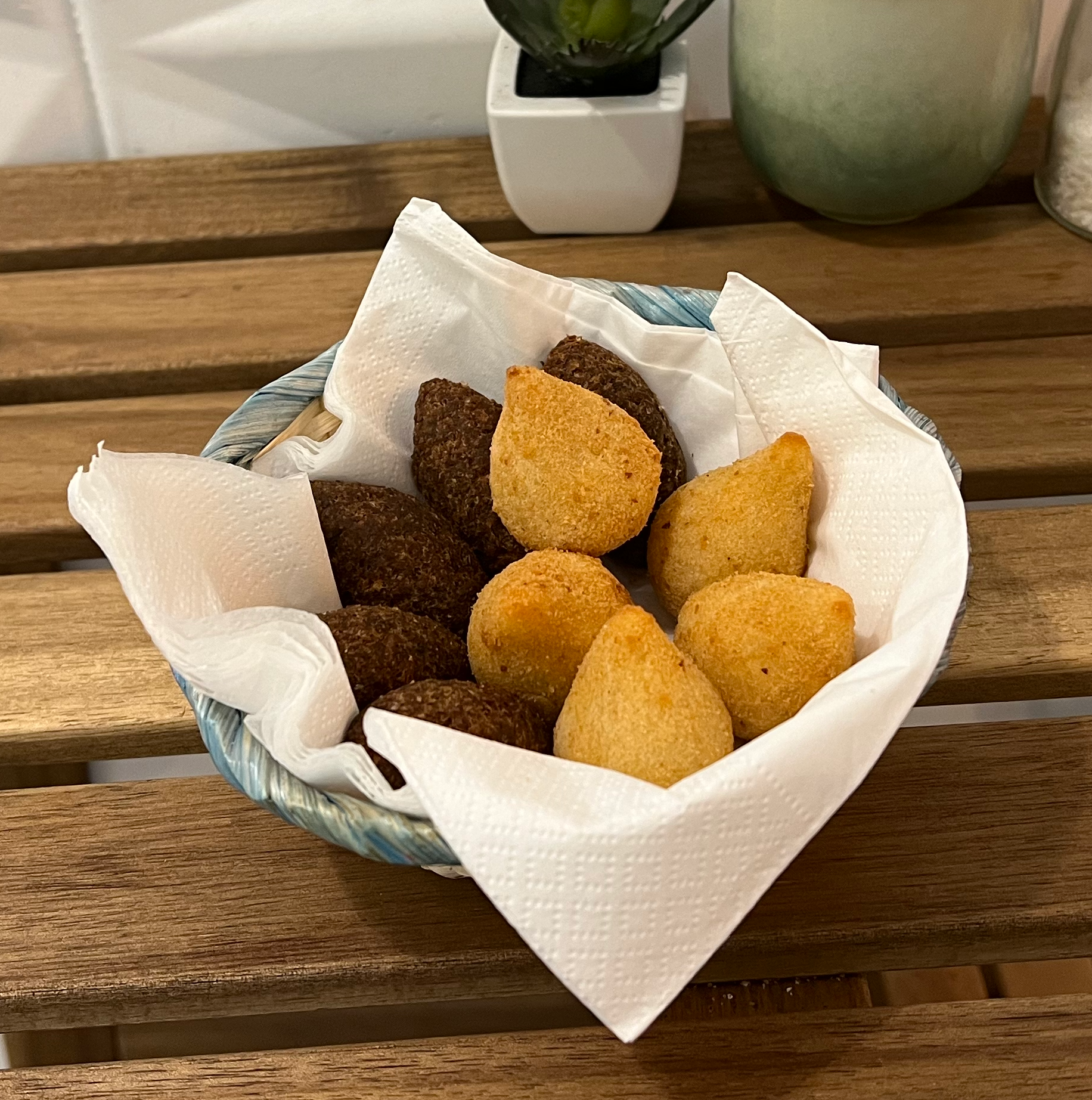 Porzione di salatini misti